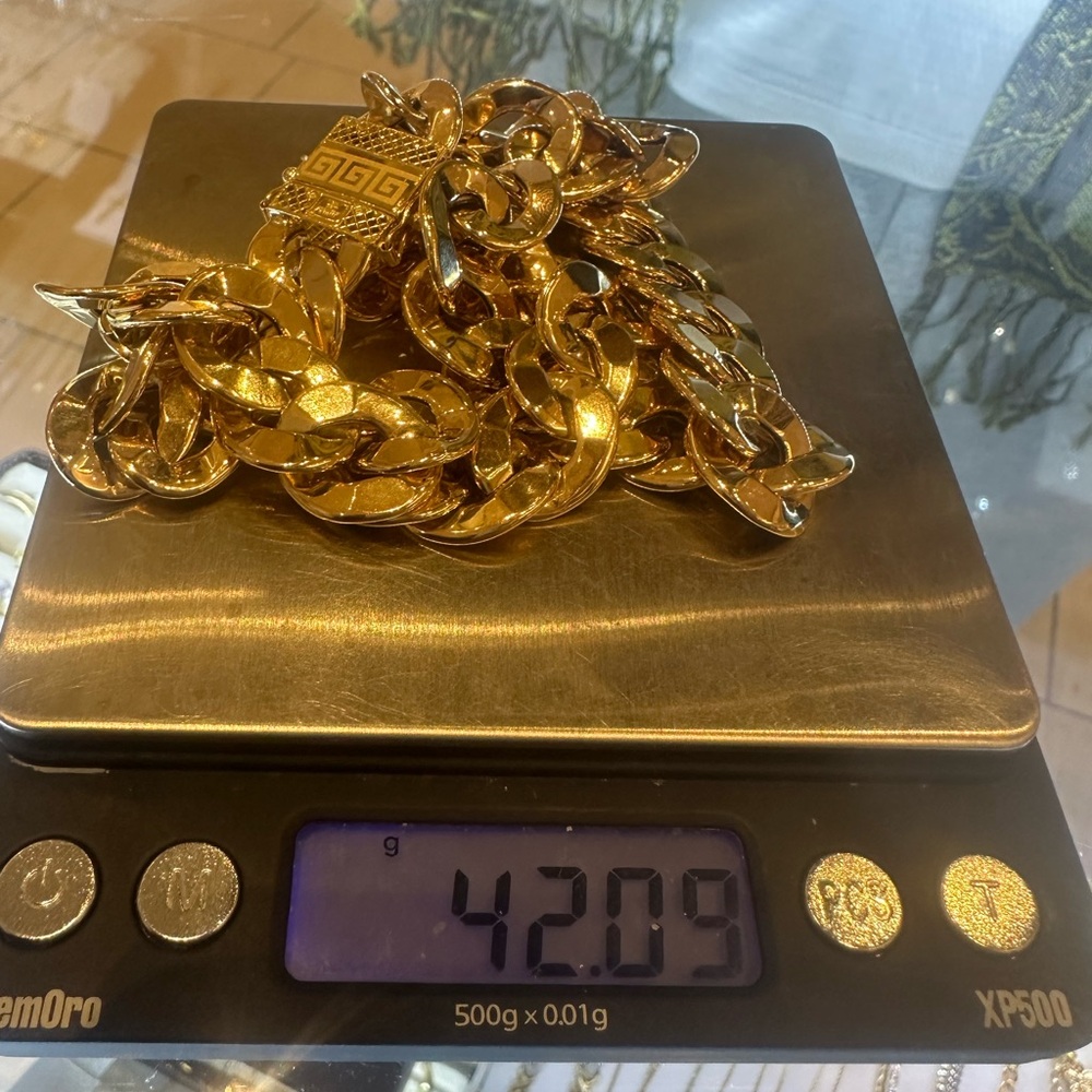 18 K Gold Chain Necklace